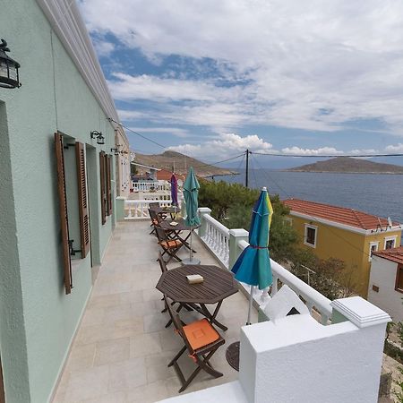 Roulas Apartments Chalki Town Exterior foto